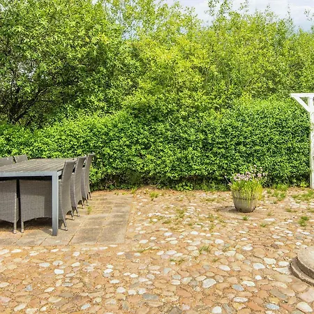 Tranquil Stay In Romo