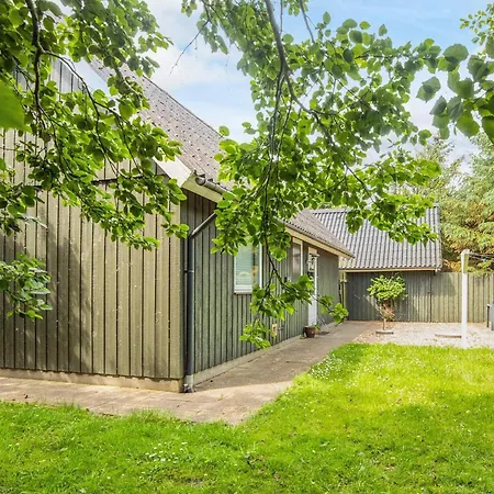 Tranquil In Romo Holiday home *